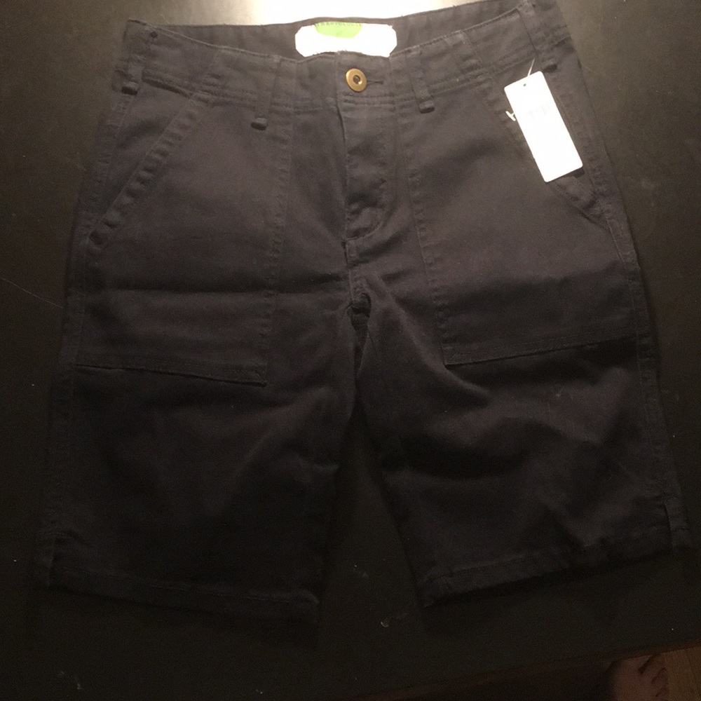 Anthropologie Bermuda shorts size 24 NWT black